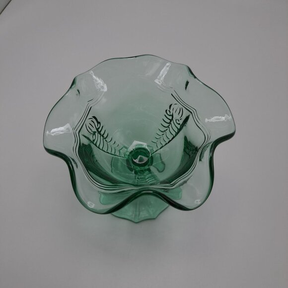 Vintage Fenton Green Glass Ribbon Edge Pedestal Bowl Candy Dish Compote - Picture 5 of 7